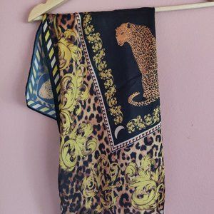 Like Silk Cheetah Vintage print scarf
